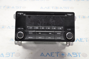 Mitsubishi Outlander 14-21 radio tape recorder melted plastic on display