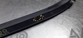 The rear right lower door seal is torn Subaru XV Crosstrek 13-17