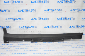 Right threshold Ford Ecosport 18-19 structure, crack in fastening