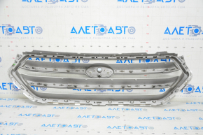 Radiator grill grill Ford Escape MK3 17-19 rest, gray, with chrome, with emblem, sand