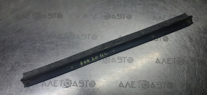Subaru Forester 19-SK rear left door seal lower, large