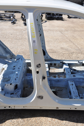 Body pillar central right Ford Ecosport 18-22 on the body