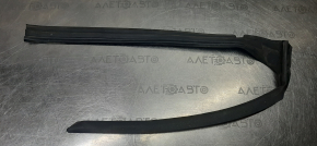 Rear left door seal Toyota Highlander 08-13 rear