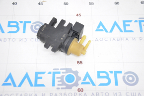 Solenoid valve Infiniti QX30 17-