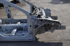 Front right quarter Infiniti QX30 17- on the body, white