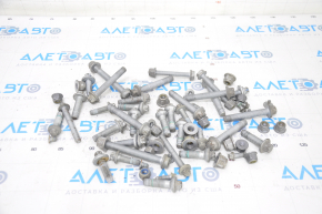 Infiniti QX30 17- FWD rear suspension hardware incomplete