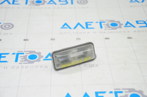 Left tailgate number plate light Subaru Outback 15-19 crack fastener