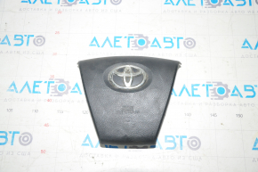 Airbag in the driver's steering wheel of a Toyota Camry V50 12-14 USA LE, chrome plated, rusty pyrotechnics