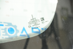 Lincoln MKZ 13-20 Windshield with Auto Dimming Rearview Mirror, Air on Edge, Sand, Chip