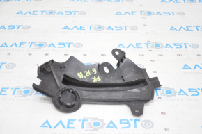 Rear right hood seal BMW 7 G11 G12 16-22 on the wiper grille