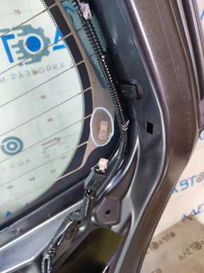 Bare trunk door with glass Nissan Leaf 11-17 graphite KBC, heating torn off