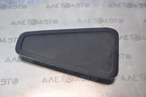 Plug floor covering Nissan Leaf 11-17 scratches