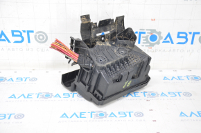 VW Passat B8 16-19 USA underhood fuse box assembly