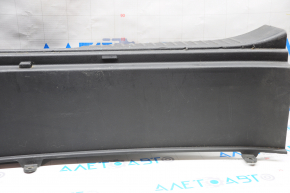 Kia Sorento trunk opening trim 10-15 scratches