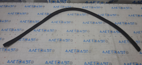 Chevrolet Cruze 11-16 Windscreen Wiper Grille Seal