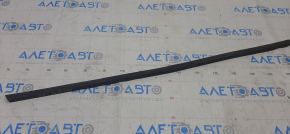 Front right door seal Fiat 500X 16- lower