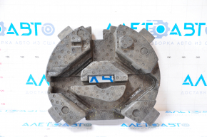 Foam under the Ford Escape MK3 13 tool - cracked