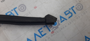Jeep Cherokee KL 14- cowl seal