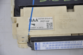 Fuse block under the dashboard complete with MPX Toyota Avalon 13-15 housing is broken