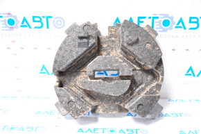 Foam under the Ford Escape MK3 13 tool - cracked