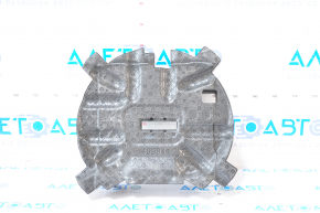 Foam plastic under the Ford Escape MK3 13 tool - dented