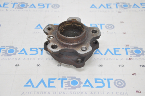 Front right hub BMW 7 G11 G12 16-22 RWD