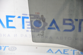 VW Tiguan rear right door glass tinted 18-24