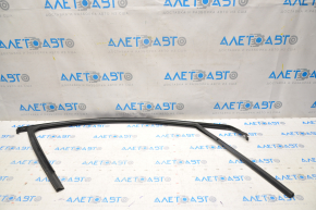 Front left glass seal Kia Sorento 16-20