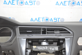 Torpedo front panel with AIRBAG VW Tiguan 18-24 black, broken deflector
