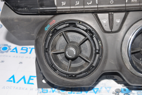 Chevrolet Camaro 16 Climate Control - No Temperature Knob