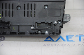 Ford Fusion mk5 13-20 SYNC 2 radio control panel with heating