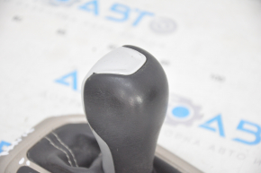 Gear knob Jeep Renegade 15 - worn, cracked