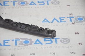 Rear bumper mount left Jeep Renegade 15 - broken mount