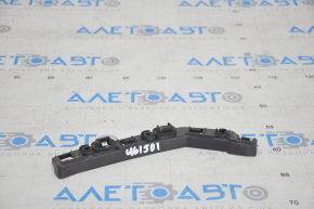 Rear bumper mount left Jeep Renegade 15 - broken mount