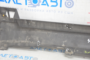 Right threshold Jeep Renegade 15 - structure, broken fastener, scratches, crack