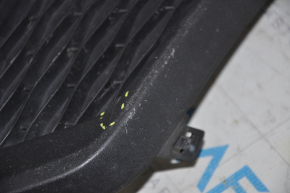 Left fog light plug Nissan Rogue 14-16 structure, scratches