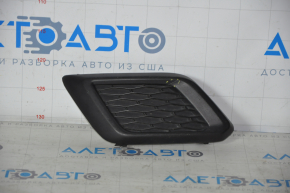 Left fog light plug Nissan Rogue 14-16 structure, scratches