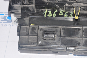 Climate control Toyota Avalon 13-18 XLE 2 zones, scratches