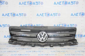 Radiator grill assembly VW Tiguan 12-17 rest with badge, cracks, crack, bumps and sand on chrome