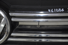 Radiator grill assembly VW Tiguan 12-17 rest with badge, cracks, crack, bumps and sand on chrome