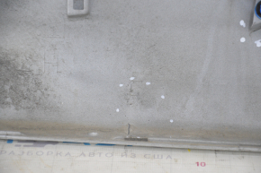 Door trim lower rear left Toyota Highlander 08-10 is worn, fasteners are broken