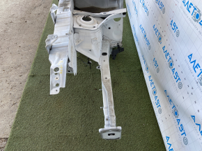 Quarter front right Jeep Cherokee KL 19-21 white, with central pillar