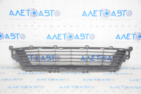 Lower grille of front bumper Lexus ES300h 13-15 pre-rest, fractures