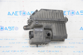 Air filter housing Toyota Highlander 08-10 hybrid without flow meter, broken mount, broken housing