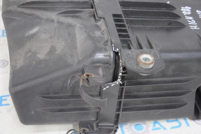 Air filter housing Toyota Highlander 08-10 hybrid without flow meter, broken mount, broken housing