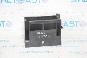 Toyota Highlander 08-13 battery casing is broken