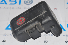 Positive terminal of battery Hyundai Sonata 11-15 without wires, scratches