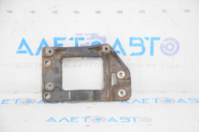 Toyota Highlander 08 A/C Compressor Bracket Rusty