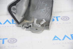 Lower front left wing trim Toyota Highlander 08-10 prerest, broken mount, crack, worn