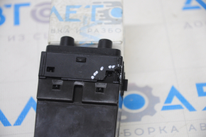 Toyota Highlander 08-13 Heated Seat Control No Fragment